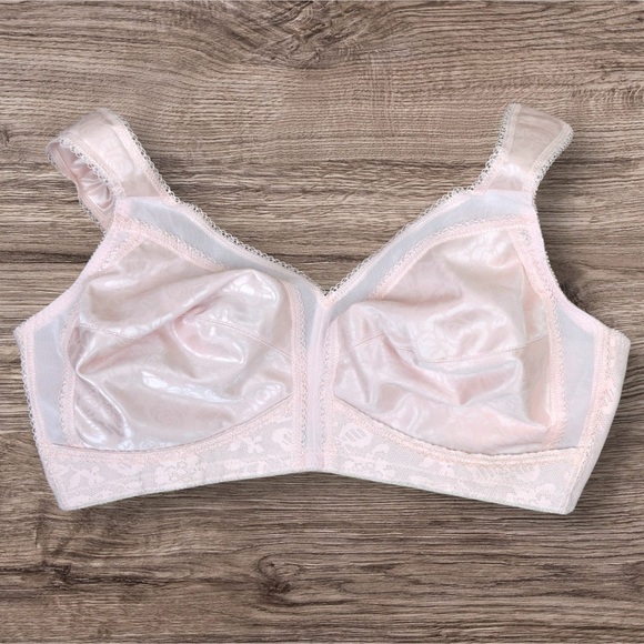 40C Playtex Bra 18 Hour Ultimate Shoulder Comfort Wirefree Wide Straps - Picture 1 of 8